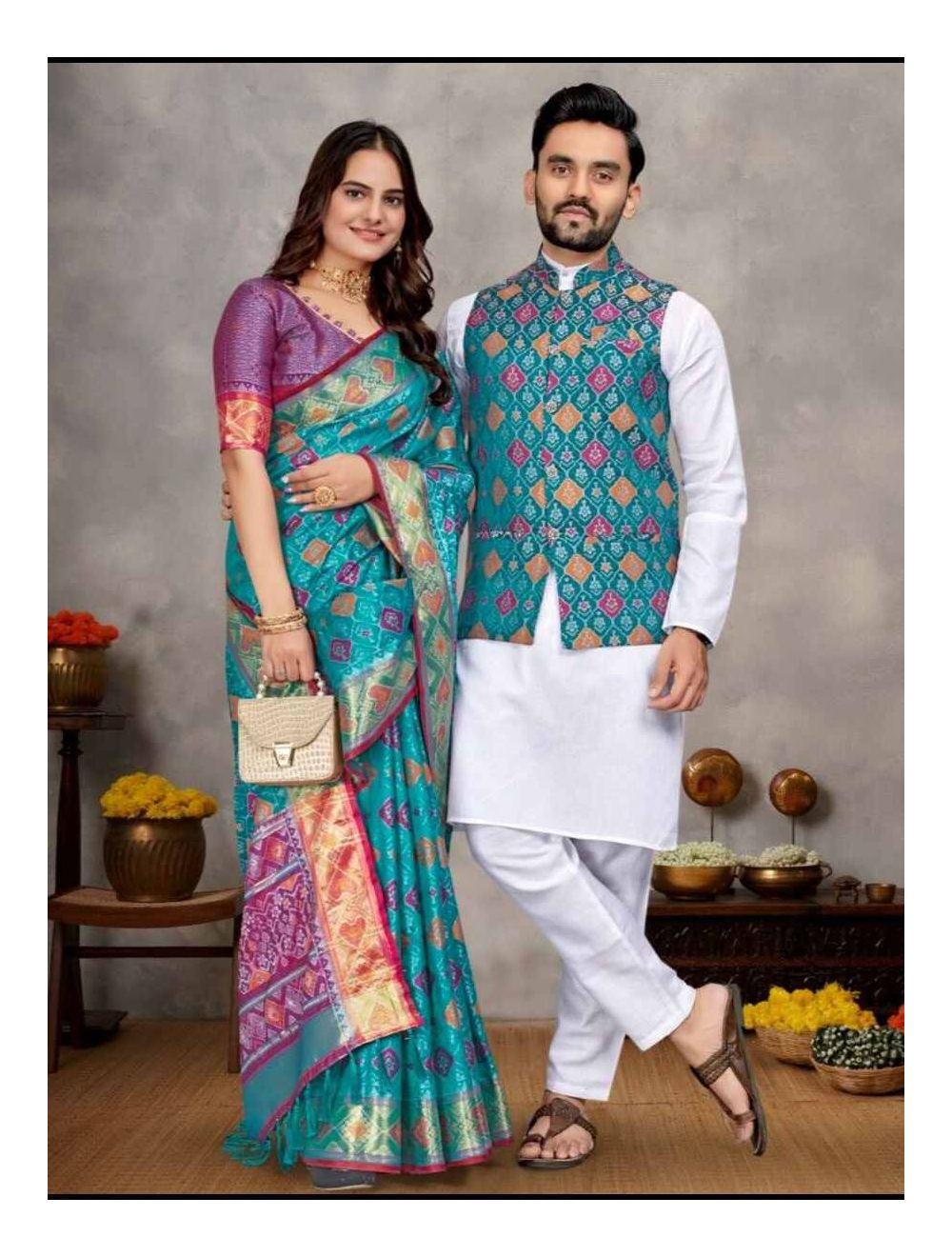 Set saree look on sale
