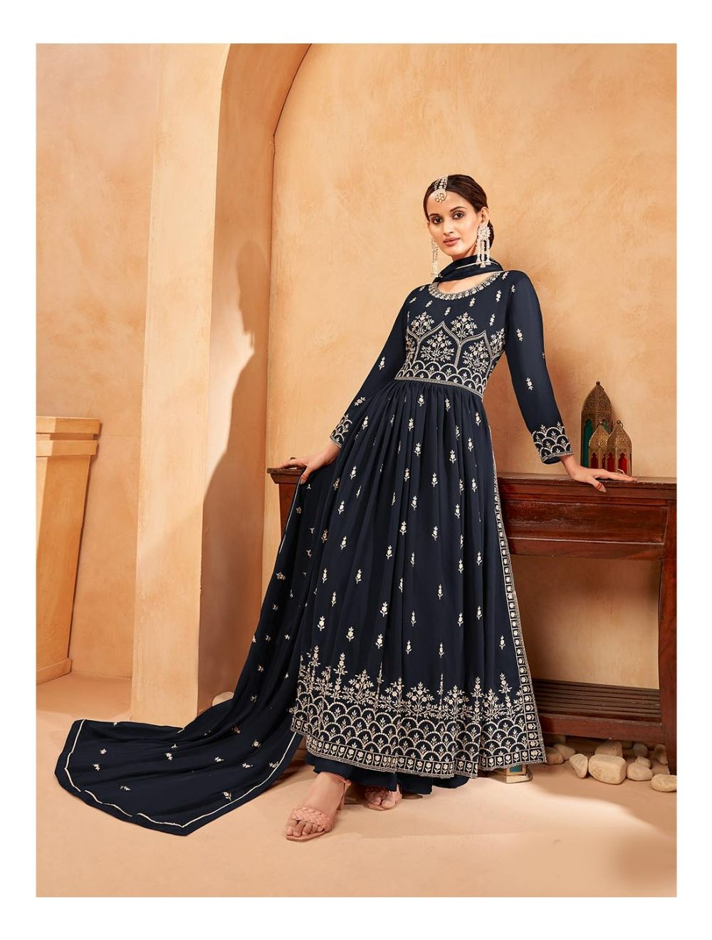 Naira vintage all dress image