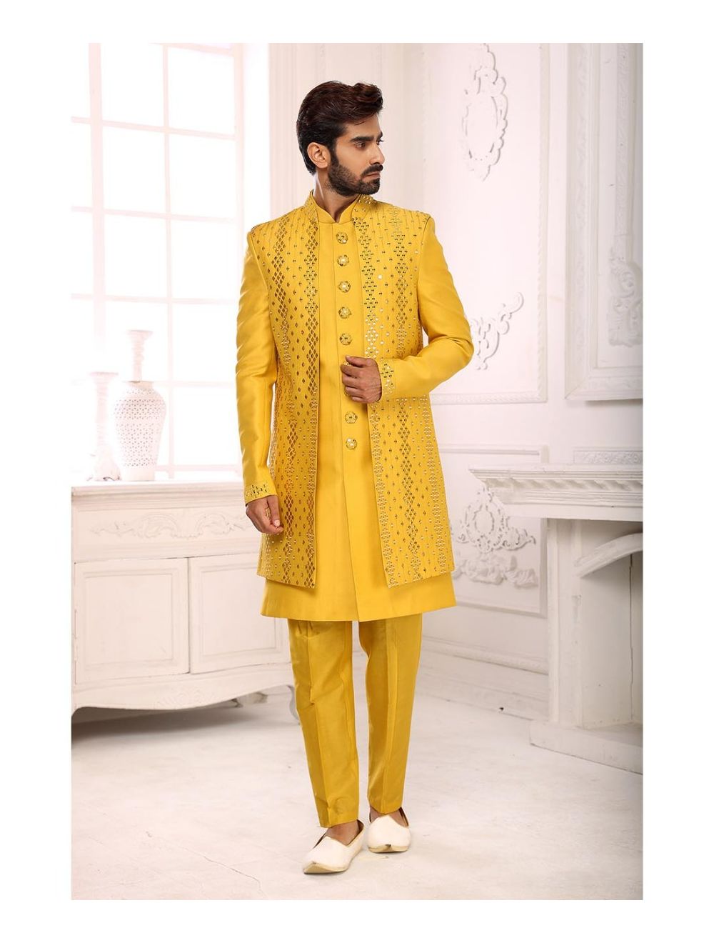 Groom Dulha Wedding Sherwani Complete Dress 2023 Latest Outfit - Men -  1754555650