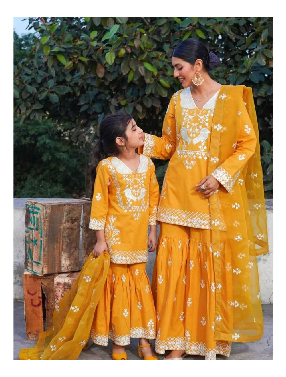 Sandhu punjabi suits (@sandhupunjabisuits) • Instagram photos and videos |  Mothers day dresses, Mom daughter outfits, Dress