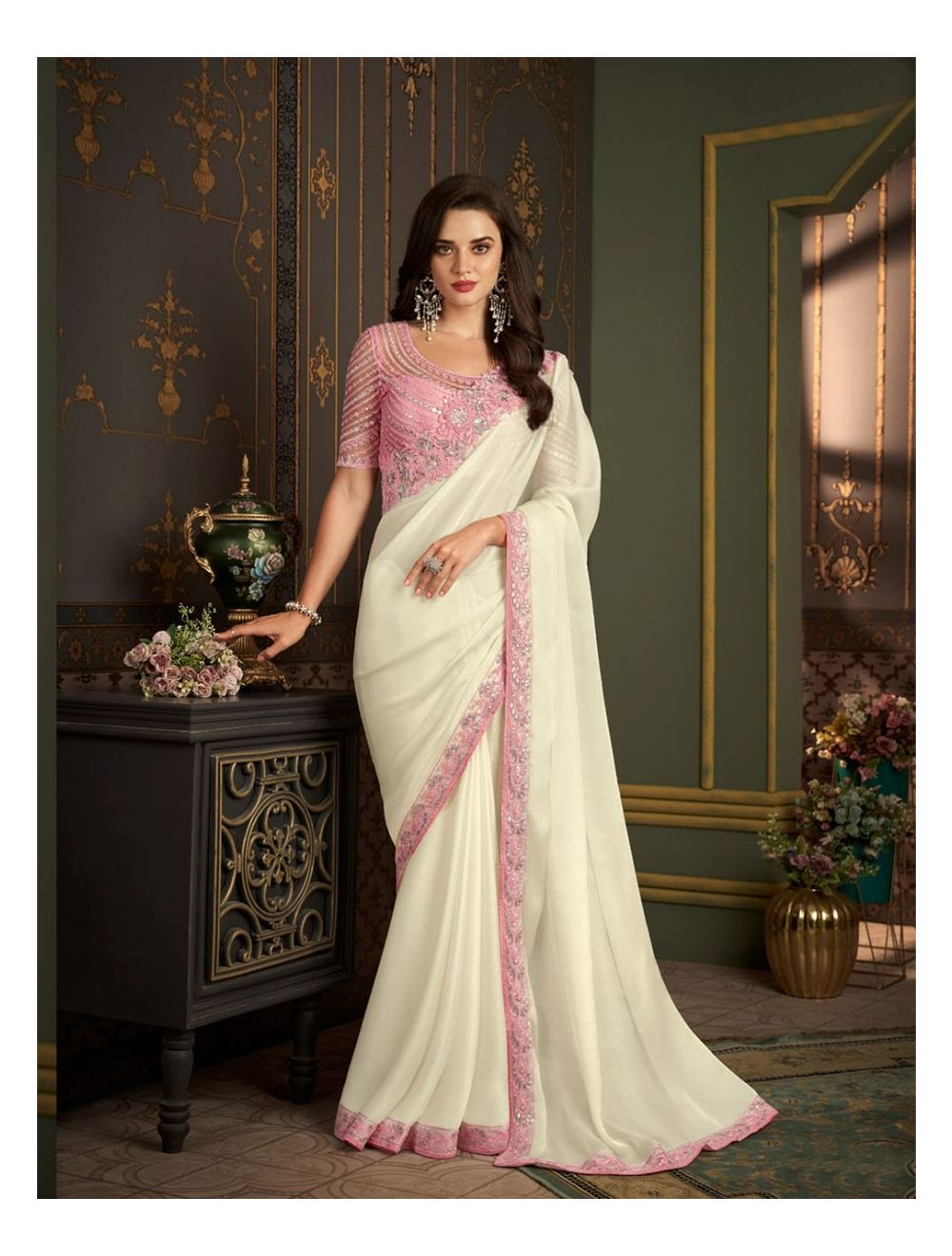 Buy Saree Online USA | Designer Silk Sarees for Women | Indian Body Type –  Fledgling Wings